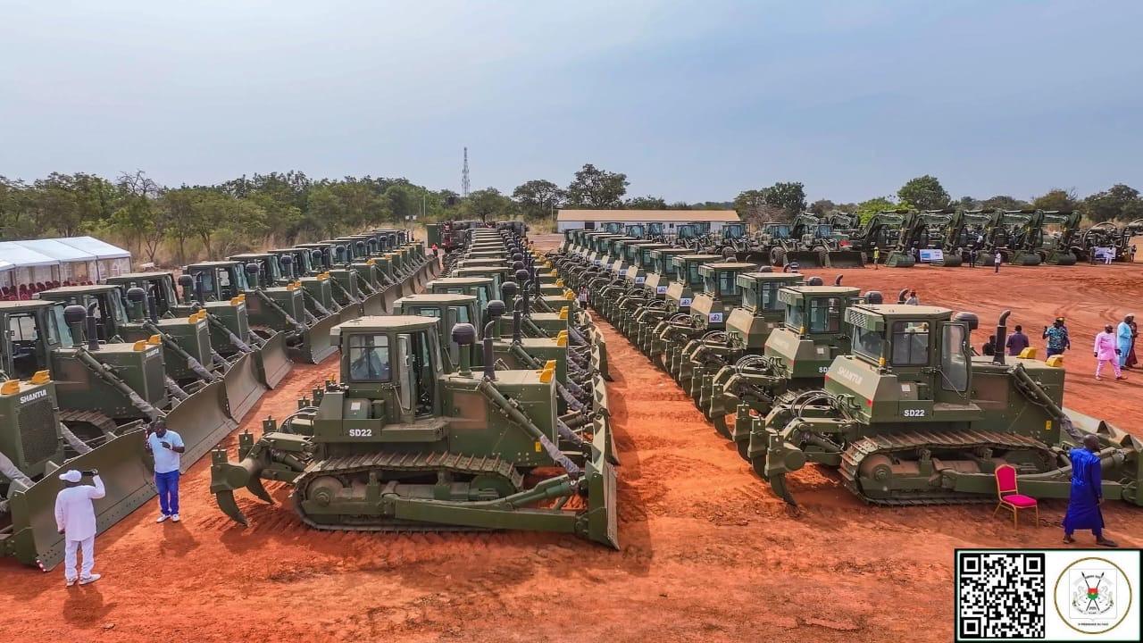 e8294d02-5bca-4bb4-8381-c6a22f2ddfdf